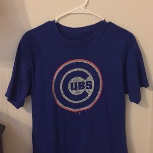 cubs t-shirt